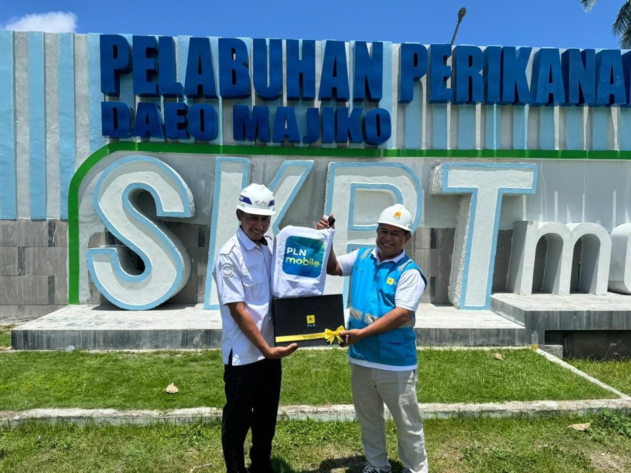 Terboson Tingkatkan Industri, PLN Maluku-Malut Nyalakan 690 Ribu VA dan 345 Ribu VAPPI Morotai
