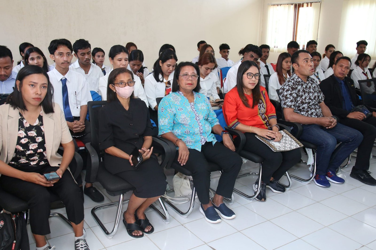 Fakultas Ilmu Sosial Keagamaan IAKN Ambon Gelar Pembekalan dan Pelepasan Mahasiswa Magang