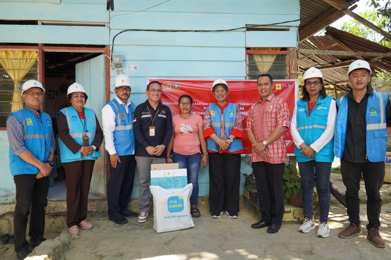 Sebanyak 3.300 RT Tidak Mampu di Maluku Nikmati Pasokan Listrik