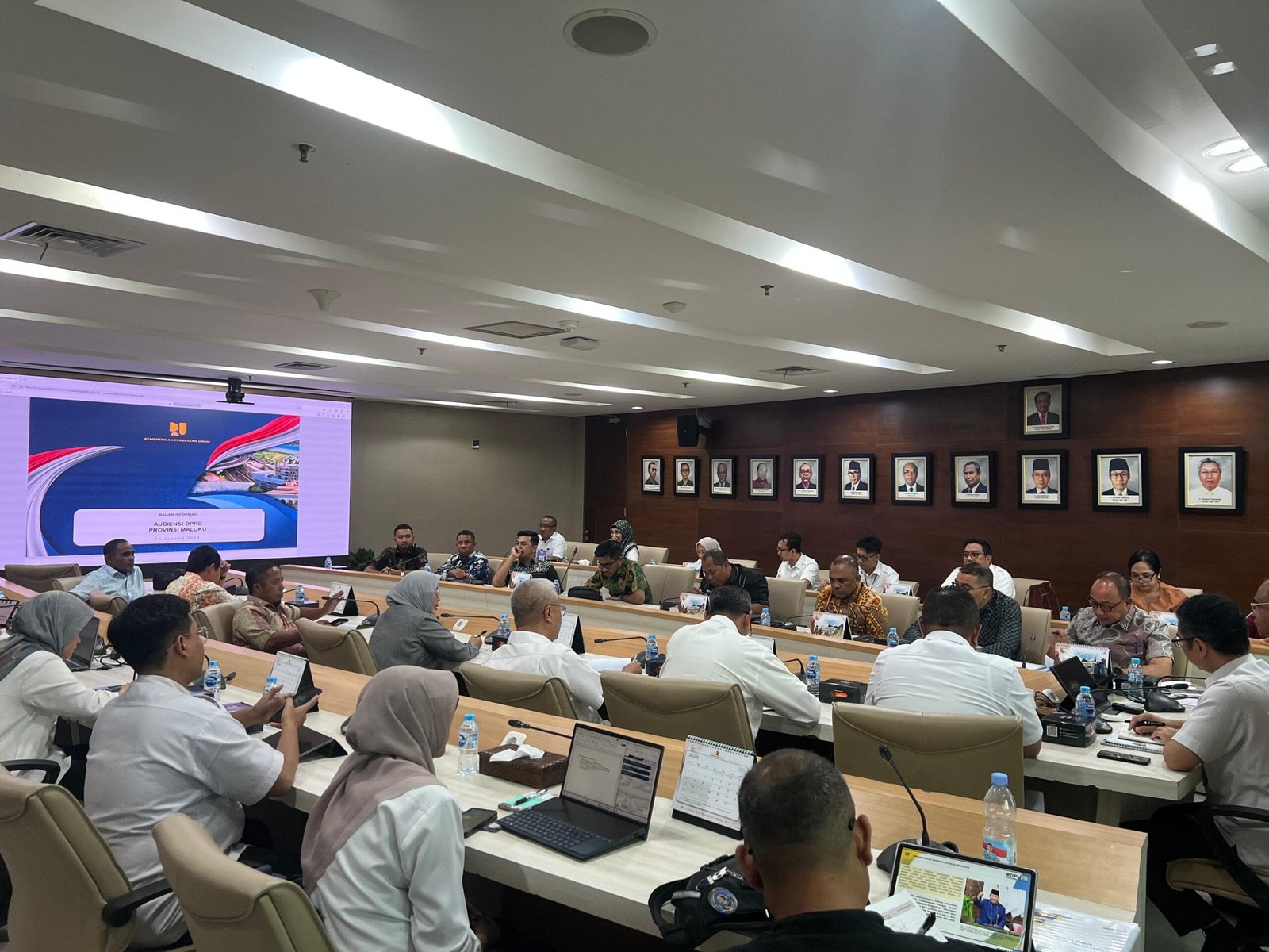 DPRD Maluku Sampaikan Aspirasi Strategis ke Kementerian PUPR untuk Percepatan Infrastruktur