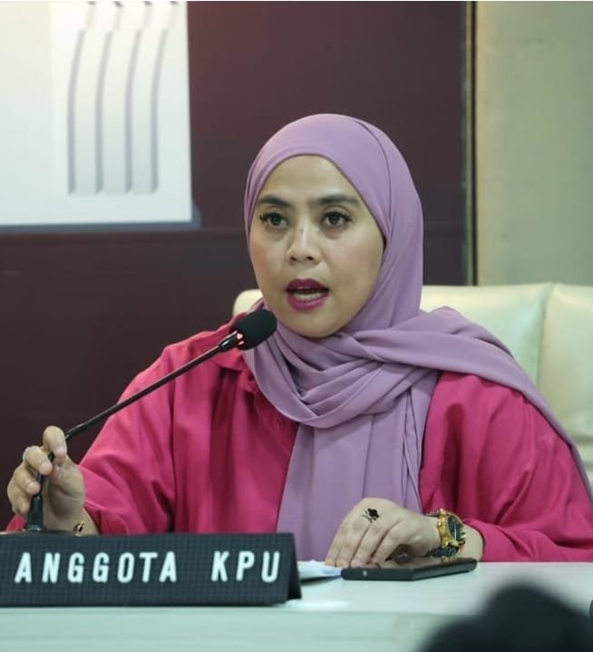 Mengenal Betty Epsilon Idroos, Dari HMI-Wati Hingga Komisioner KPU RI