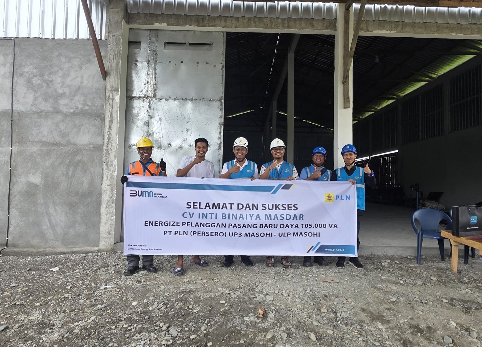 Dukung Energi Ramah Lingkungan, PLN UP3 Masohi Pasang Baru Listrik Daya 105 kVA Pelanggan CV Inti Binaiya Masdar