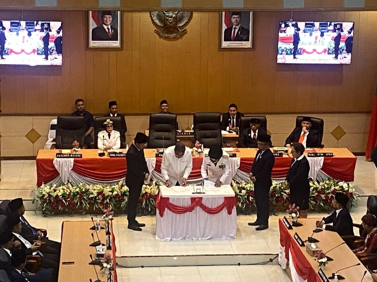 Sidang Paripurna DPRD, Bodewin Wattimena Usung Program Prioritas Selaras dengan Visi Presiden