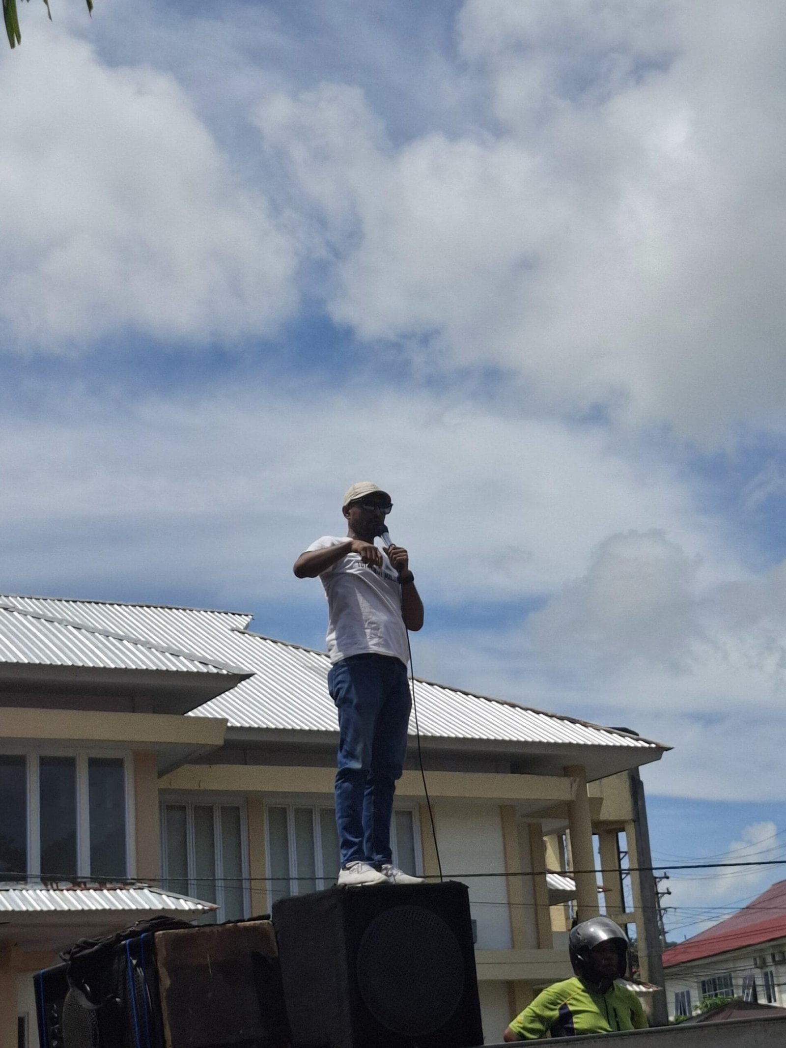 Soal Dugaan Pungli dan Penerbitan Sertifikat Ganda, Nanaku dan Gabungan LSM Ambon Demo BPN