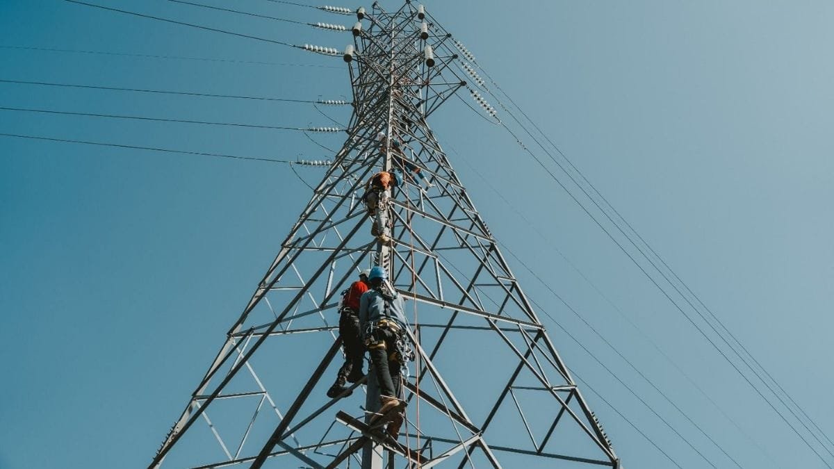 Catat Kinerja Operasional, PLN Klaim Durasi dan Frekuensi Gangguan Listrik Menurun sepanjang 2024