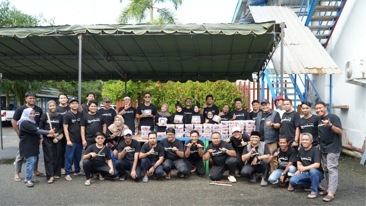 PLN UIW MMU Salurkan 68 Hewan Kurban untuk Masyarakat Maluku dan Maluku Utara