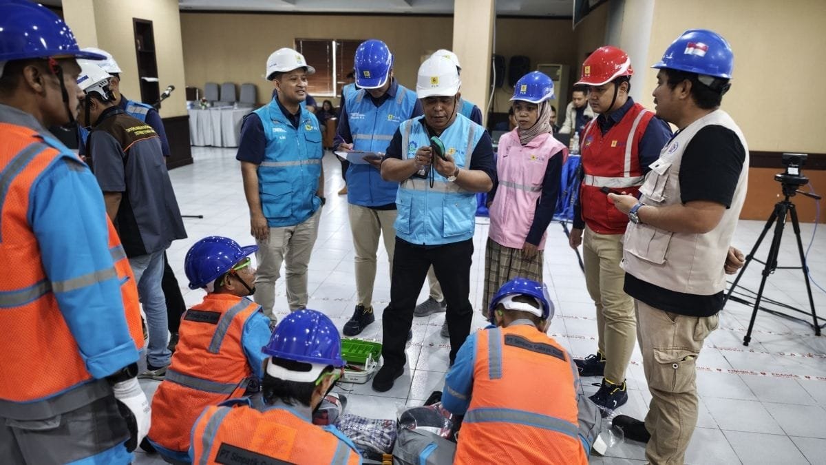 PLN UIW MMU Tunjukkan Kesiapan Awal Pekerjaan SR dan APP 2025 Lewat Gelar Pasukan dan Peralatan