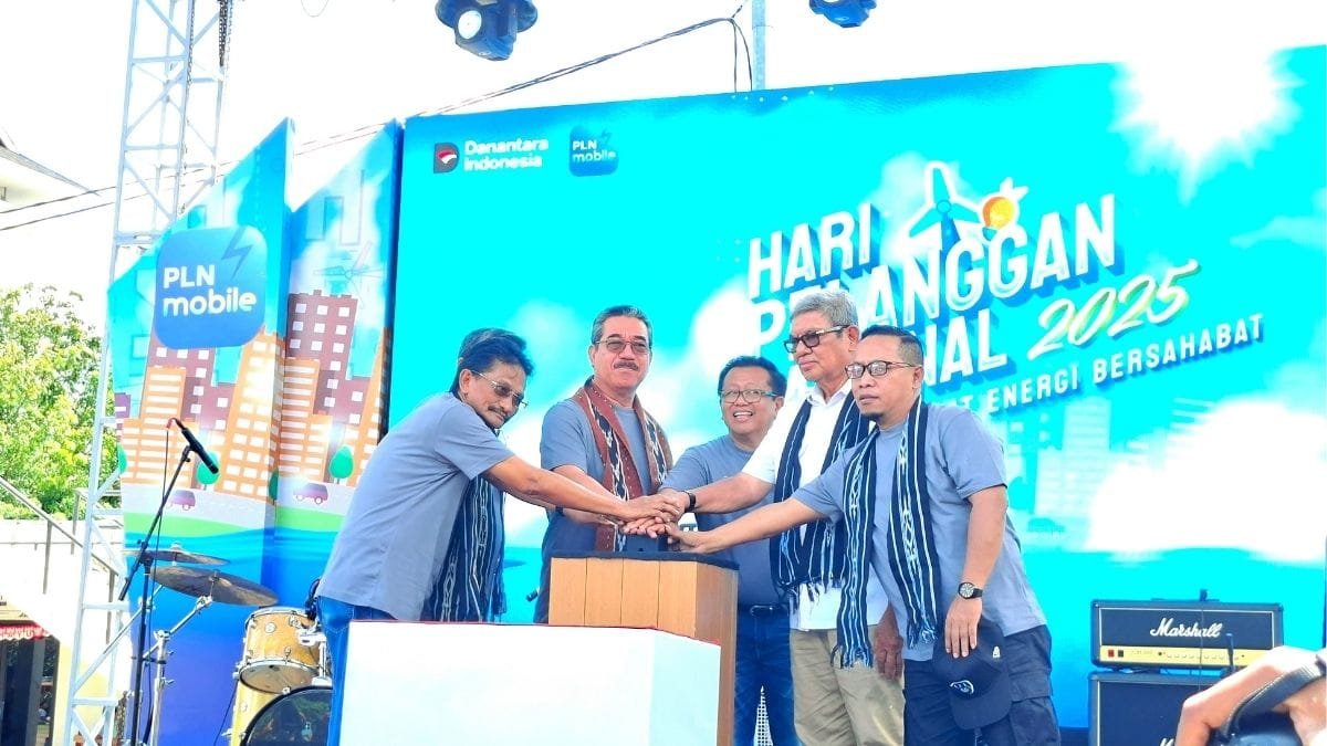 Listrik Nyala 24 Jam di Tonu Jaya: Bukti Kolaborasi Nyata Bupati SBB dengan PLN