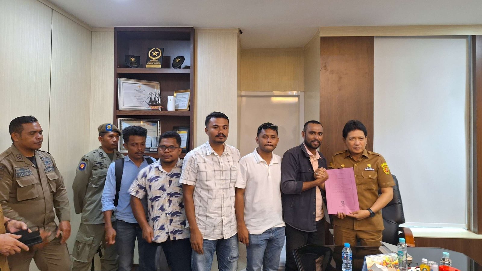 Pemuda SBT Desak Diskualifikasi Ahmad Q. Amahoru dari Seleksi Sekda