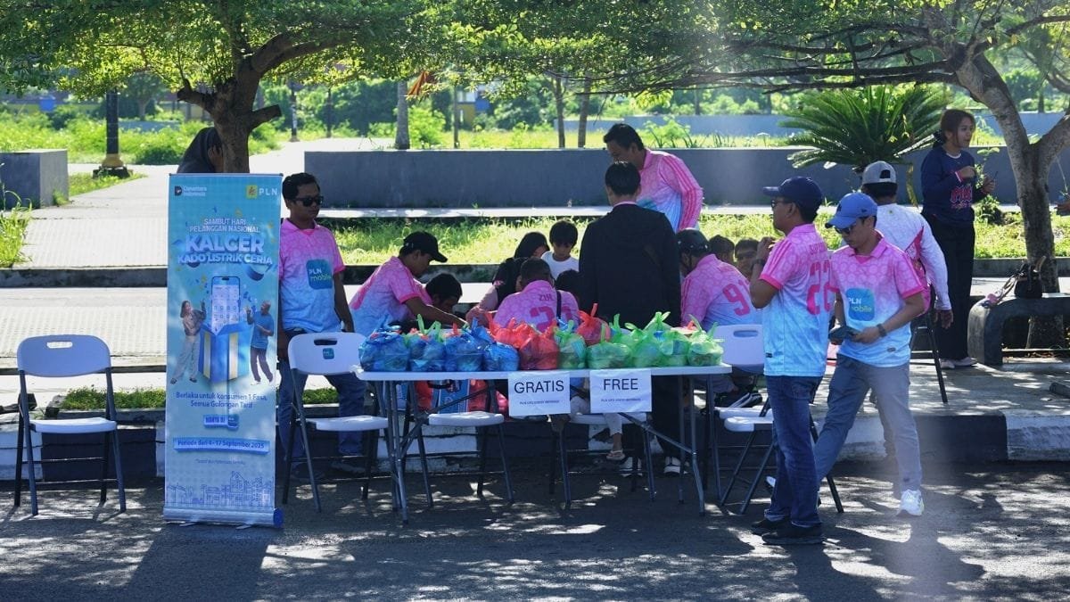 Momen Maulid Nabi Muhammad SAW PLN UP3 Sofifi Berbagi Kebaikan