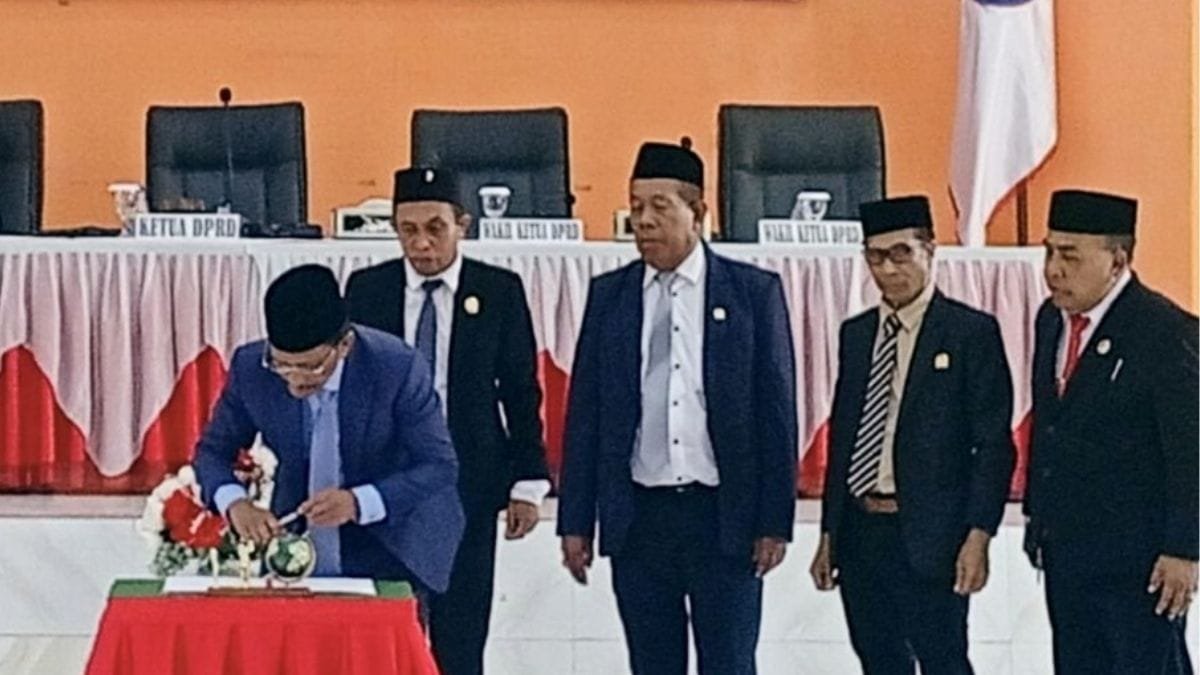 Bupati SBB Asri Arman Setujui Ranperda, Ini 3 Fokus Utama Arah Pembangunan RPJMD 2025-2029
