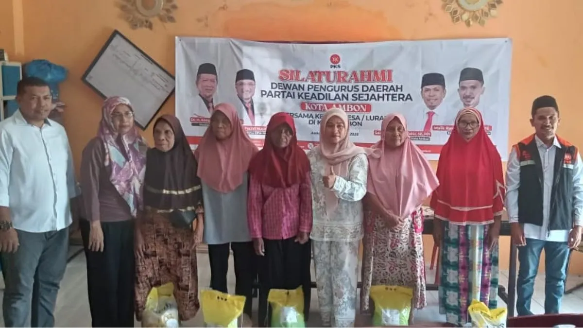 PKS Kota Ambon Dorong Politik Pelayanan Lewat Aksi Sosial