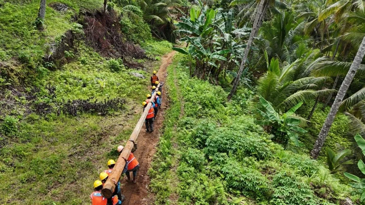PLN UP3 Sofifi Sukses Pemulihan Kelistrikan 100% di Wilayah Terdampak Bencana Loloda, Halbar