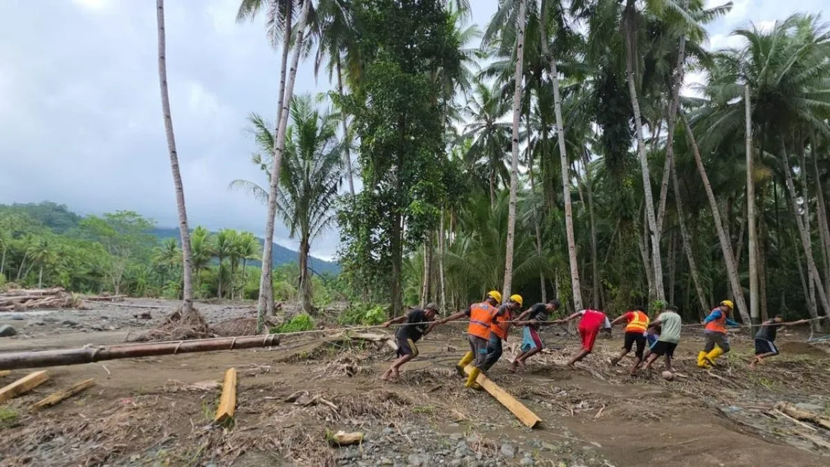 PLN UP3 Tobelo Tuntaskan Pemulihan Kelistrikan Pascabanjir dan Longsor di Loloda dan Loloda Utara