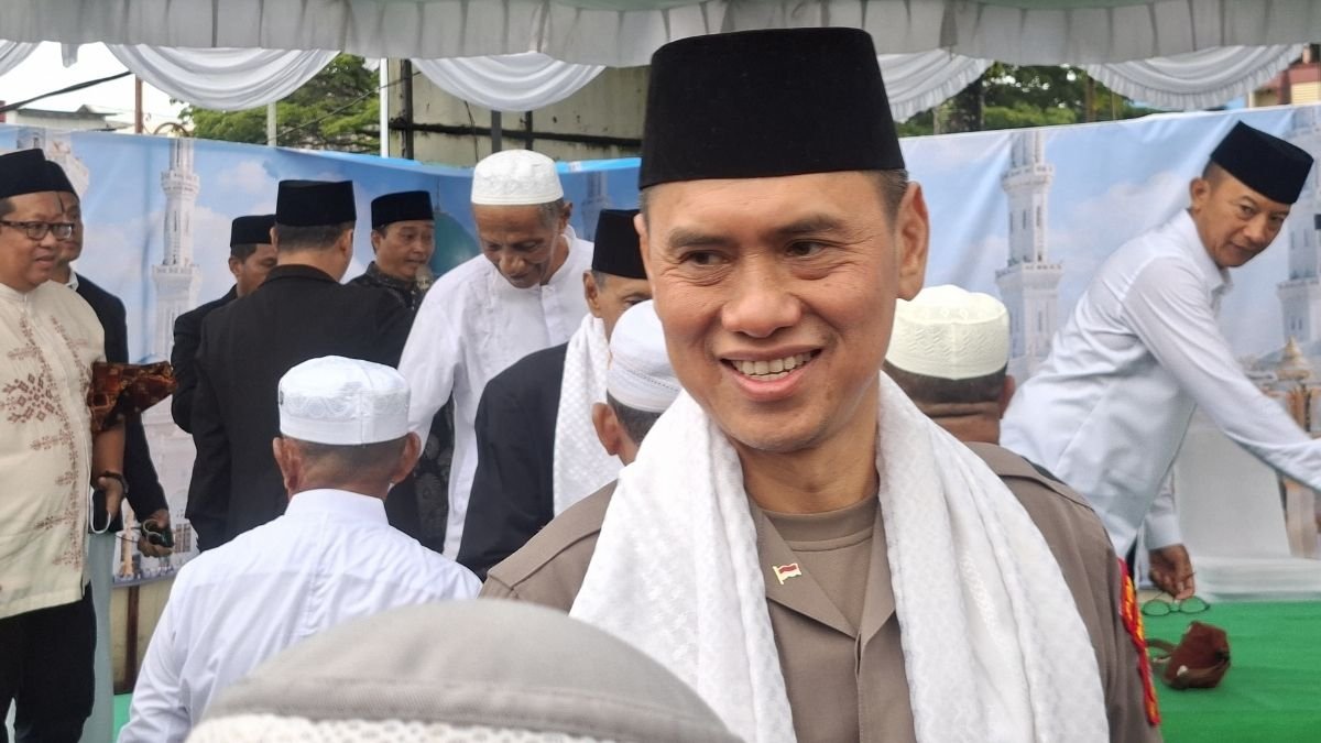 Jadi Khatib Salat Idul Fitri di Lapangan Merdeka, Kapolda Maluku: Ramadan Usai, Perdamaian Tetap Dijaga
