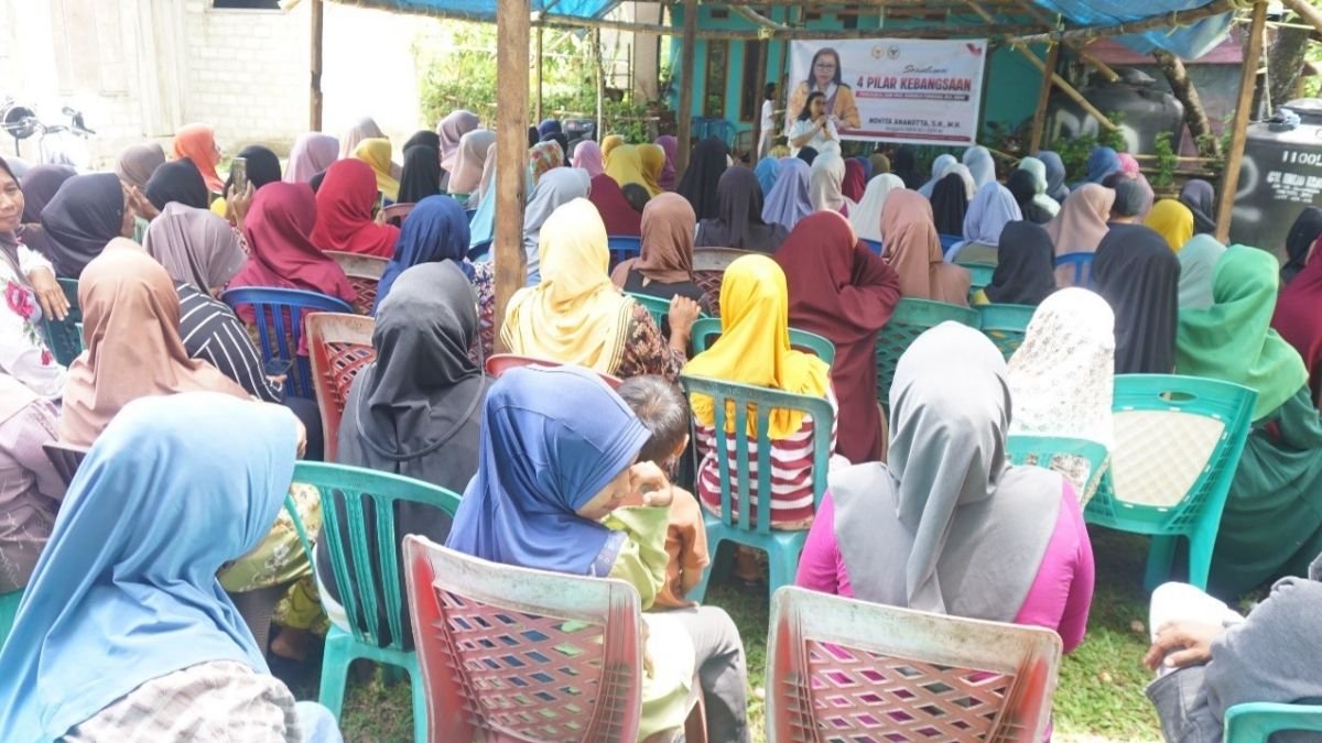 Edukasi Kebangsaan di Jantung Tulehu: Novita Bakar Semangat Nasionalisme Warga