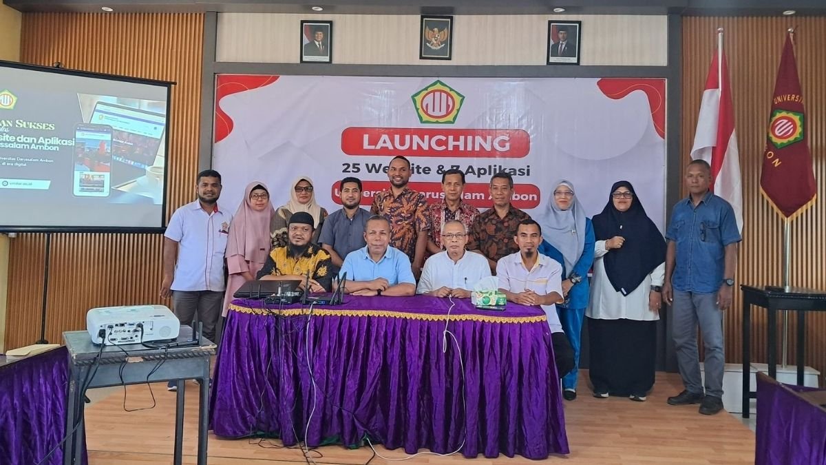 Rektor Unidar Ambon Resmikan Aplikasi dan Website Baru serta Implementasi E-Office Menyeluruh