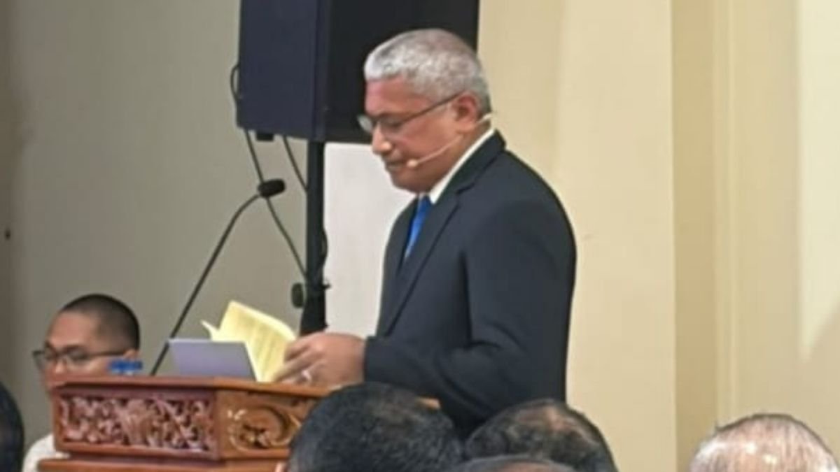 Sidang Terbuka Promosi Doktor, Disertasi Marthinus Hukom Fokus Isu Terorisme dari Kacamata Filsafat