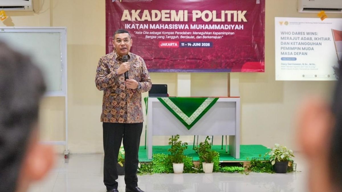 Jadi Pembicara di Akademi Politik UMJ, Wamen ATR/Waka BPN: Pertanahan Berperan Strategis dalam Mendukung Asta Cita Presiden