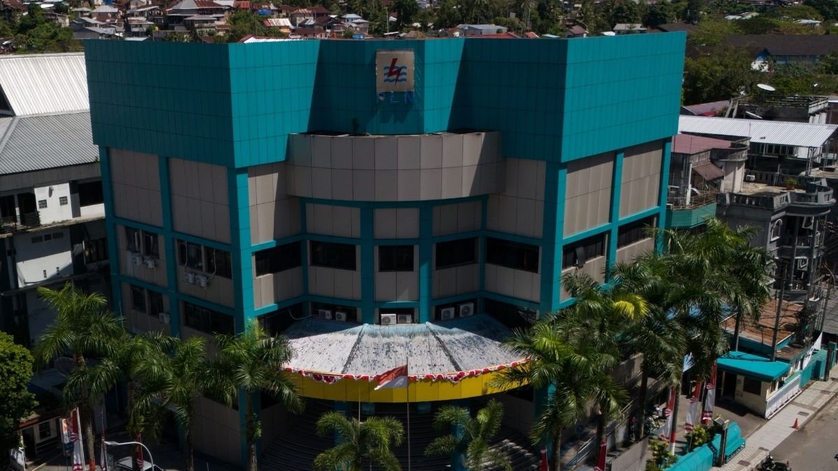 PLN Pastikan Pengelolaan BBM Operasional Sesuai GCG, Tegaskan Tidak Terlibat Dugaan Transaksi Minyak di Kobisadar