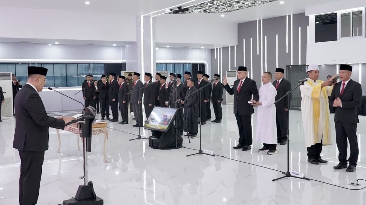 Lantik 78 Pejabat Struktural, Wamen Ossy: Rotasi dan Promosi Jabatan Bentuk Birokrat yang Adaptif