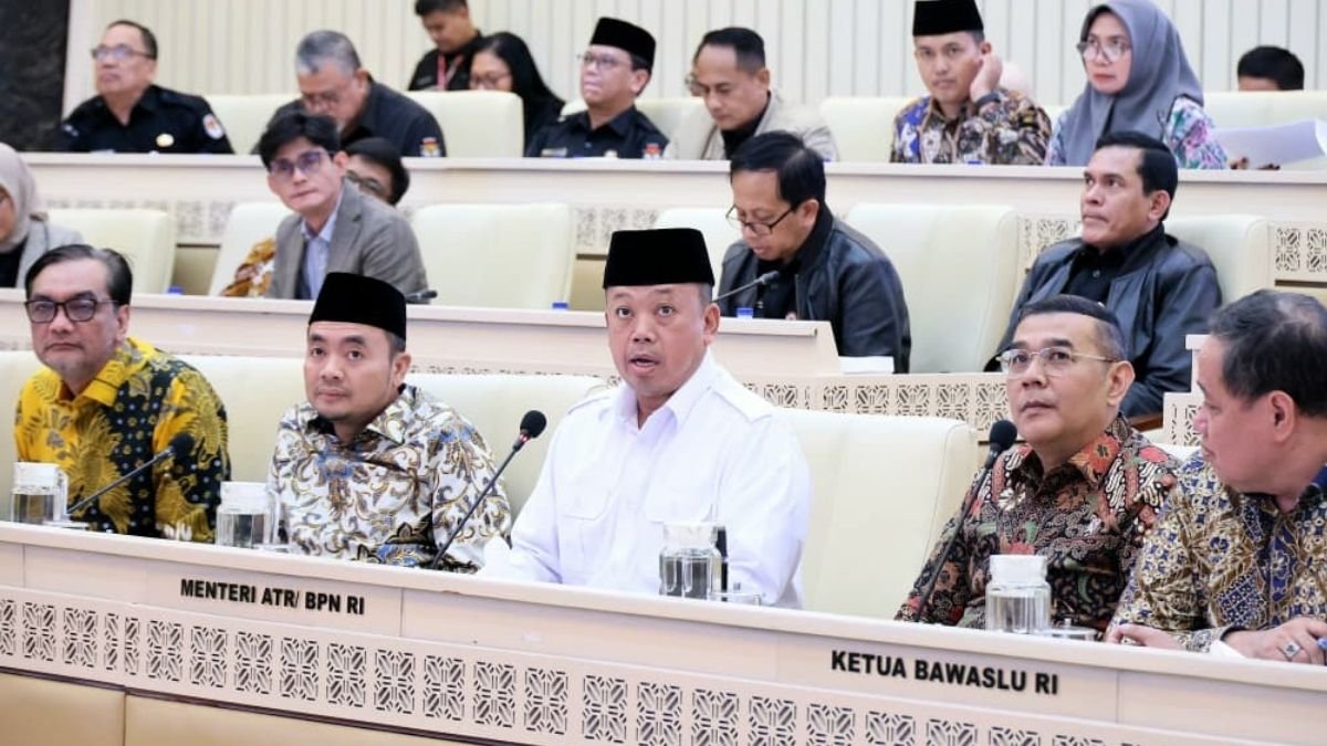 Menteri Nusron Laporkan Realisasi Anggaran Kementerian ATR/BPN Tahun 2025 kepada Komisi II DPR RI