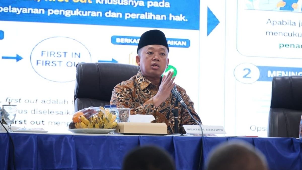 Kumpulkan Jajaran di Jatim, Menteri Nusron: Masuki Periode Transformasi Organisasi dan Layanan, Tempatkan Rakyat sebagai Raja yang Harus Dilayani
