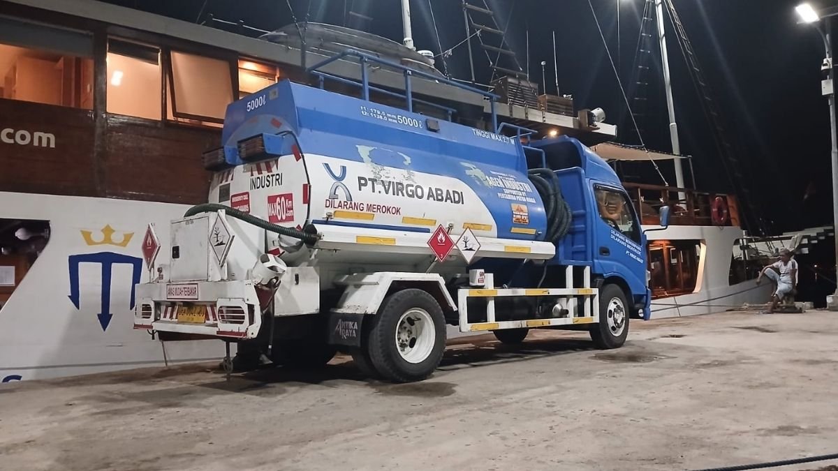 Khawatir Ilegal Oil! PMPI Desak Pemeriksaan Izin Pengisian Solar ke Kapal saat Malam Hari di Pelabuhan Eri