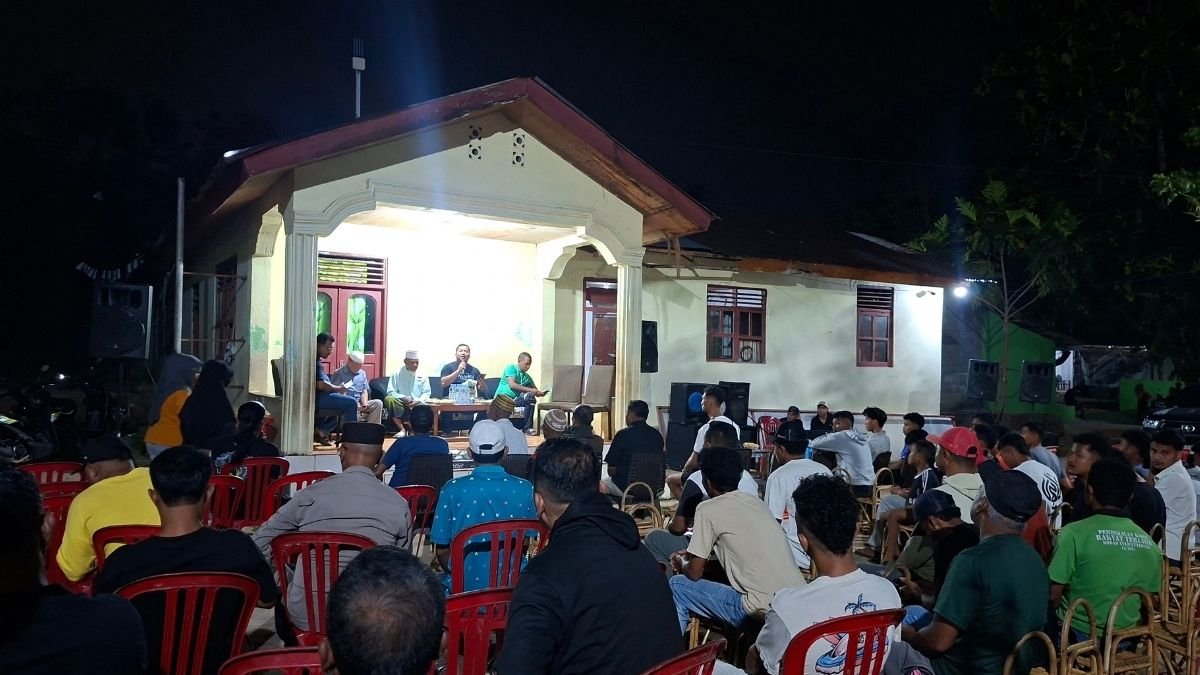 Kapolresta Andrias Temui Warga Arbes Batu Merah, Dorong Perdamaian RT 05 dan RT 06